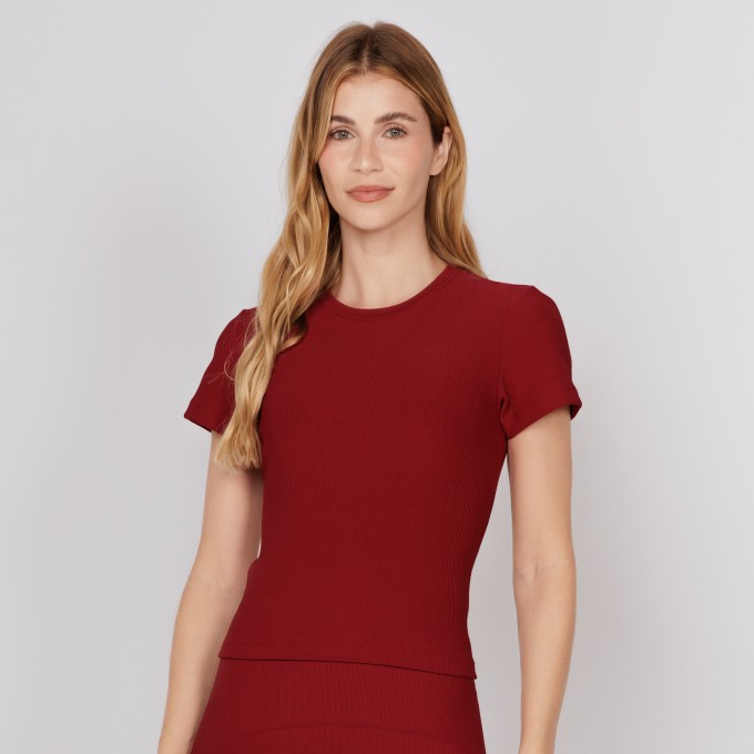 Blusa Canelada Bordô Essential