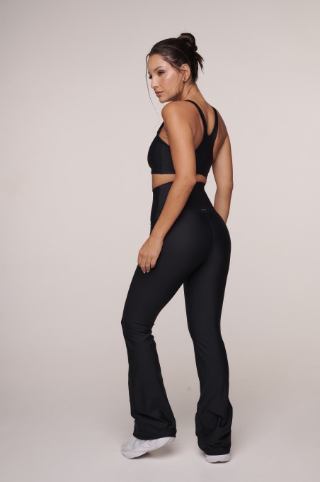Calça Flare com Bolsos Laterais Preto Blur