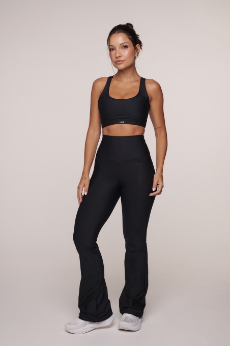 Calça Flare com Bolsos Laterais Preto Blur